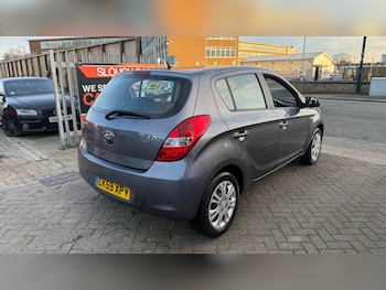 Used Hyundai i20 2009 for sale - 77878386: Photo