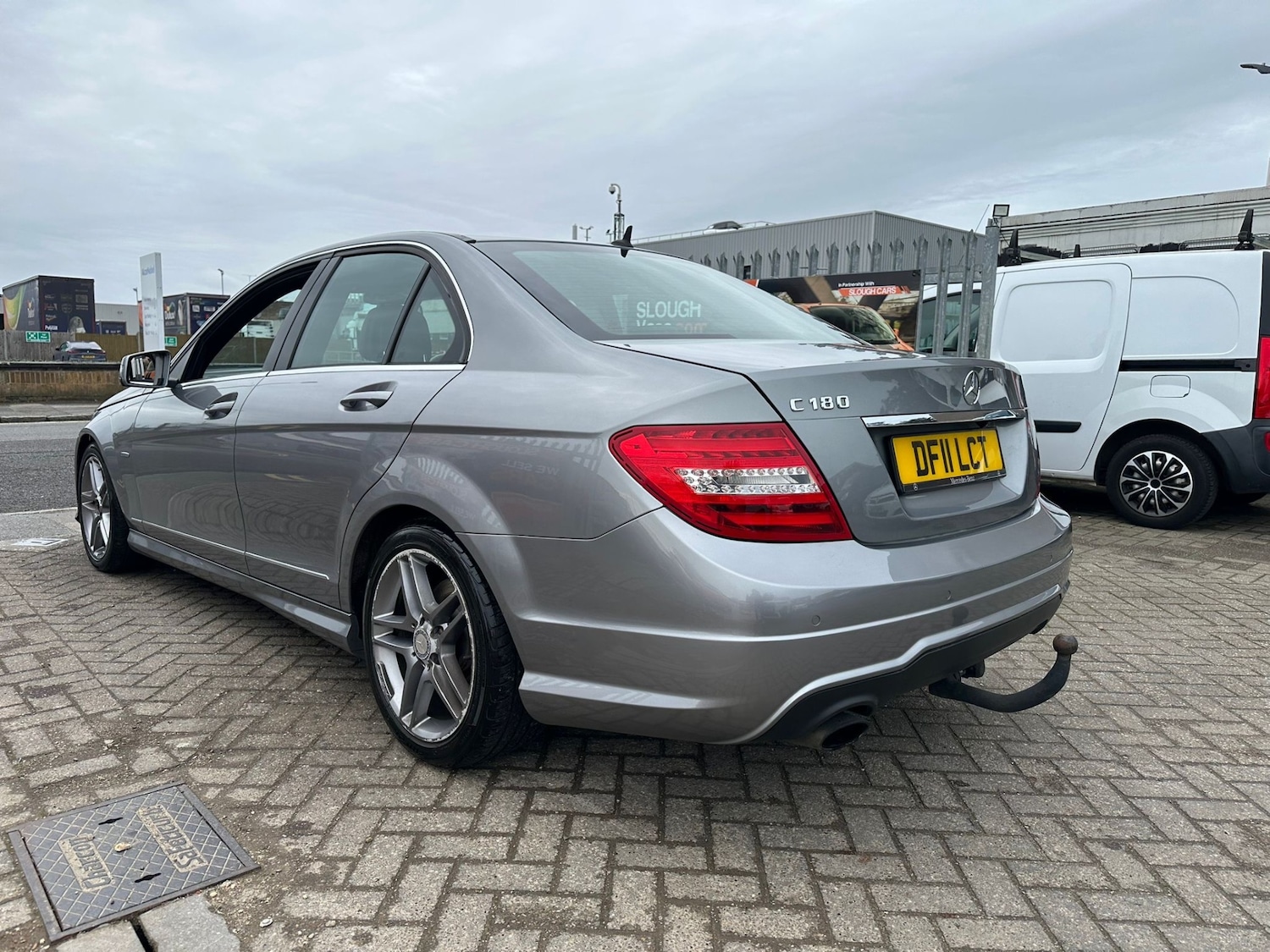 Used Mercedes-Benz C Class 2011 for sale - 77901364: Photo 3