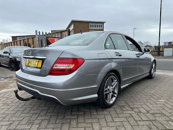 Used Mercedes-Benz C Class 2011 for sale - 77901364: Photo