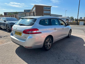 Used Peugeot 308 2016 for sale - 79380802: Photo