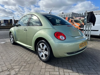 Used Volkswagen Beetle 2006 for sale - 77832054: Photo