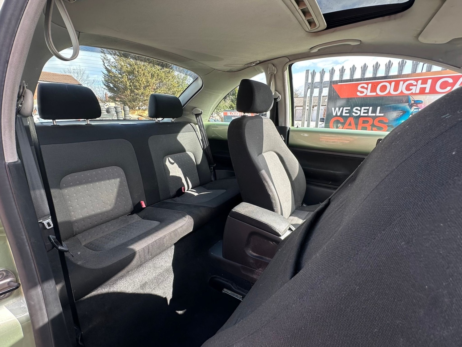 Used Volkswagen Beetle 2006 for sale - 77832054: Photo 5