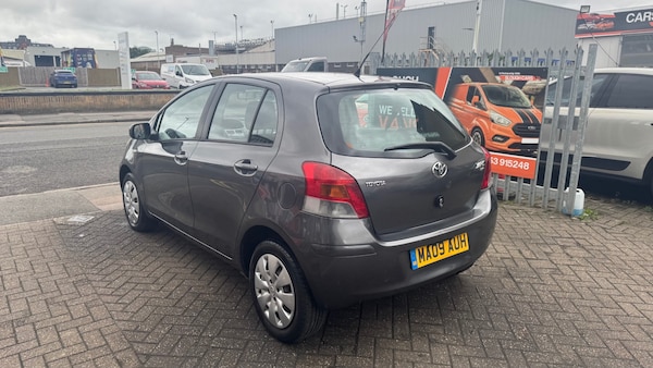 Used Toyota Yaris 2009 for sale - 75773610: Photo 3