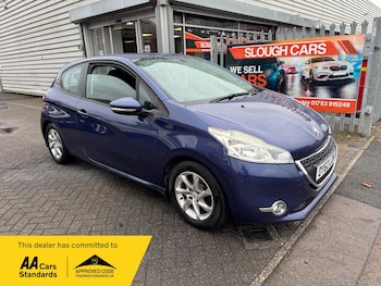 Used Peugeot 208 2012 for sale - 76531467: Photo