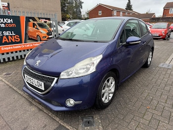 Used Peugeot 208 2012 for sale - 76531467: Photo