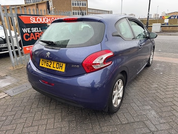 Used Peugeot 208 2012 for sale - 76531467: Photo