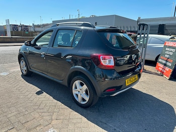 Used Dacia Sandero Stepway 2013 for sale - 79503904: Photo