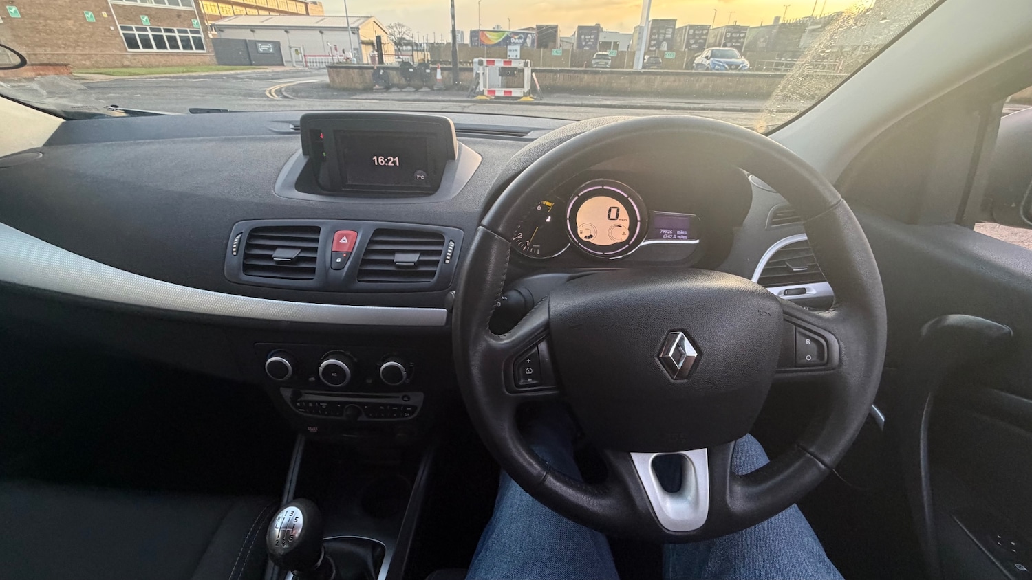 Used Renault Megane 2010 for sale - 77340096: Photo 7