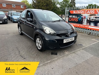 Used Toyota AYGO 2010 for sale - 78770429: Photo
