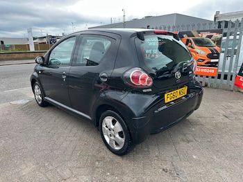Used Toyota AYGO 2010 for sale - 78770429: Photo