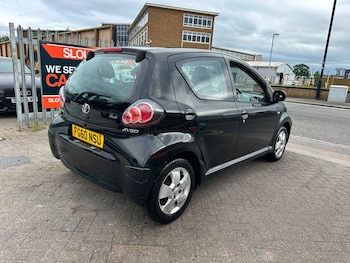 Used Toyota AYGO 2010 for sale - 78770429: Photo