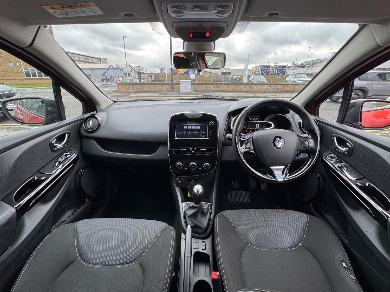 Used Renault Clio 2013 for sale - 76553709: Photo 7