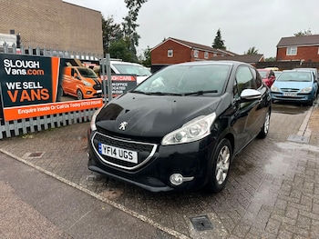Used Peugeot 208 2014 for sale - 78880258: Photo