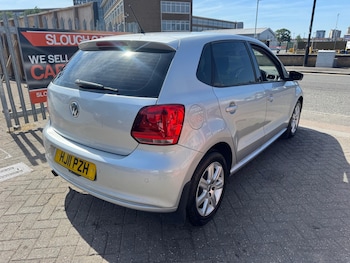 Used Volkswagen Polo 2011 for sale - 79137583: Photo