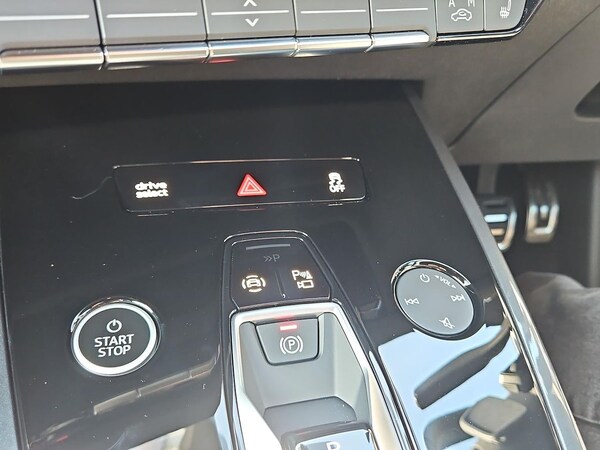 Used Audi Q4 e-tron 2025 for sale - 76206083: Photo 22