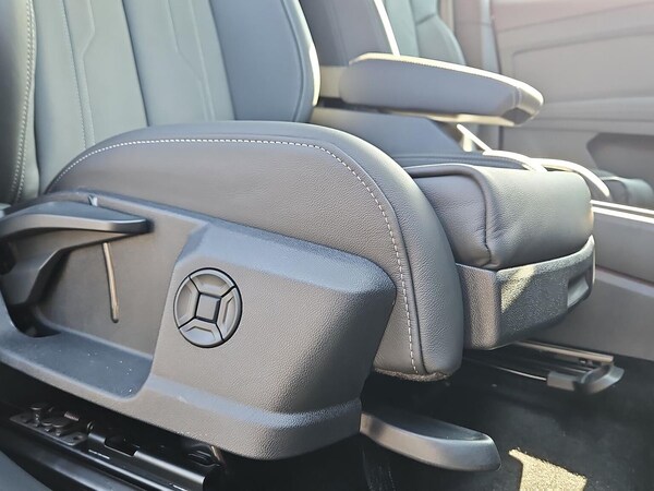 Used Audi Q4 e-tron 2025 for sale - 76206083: Photo 30