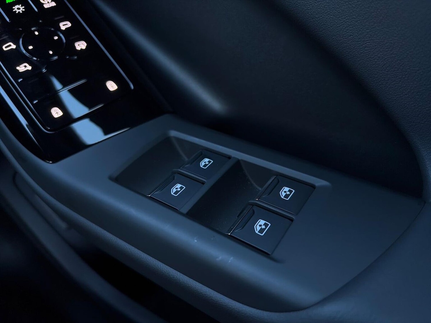 Used Audi Q6 e-tron 2025 for sale - 76940490: Photo 21