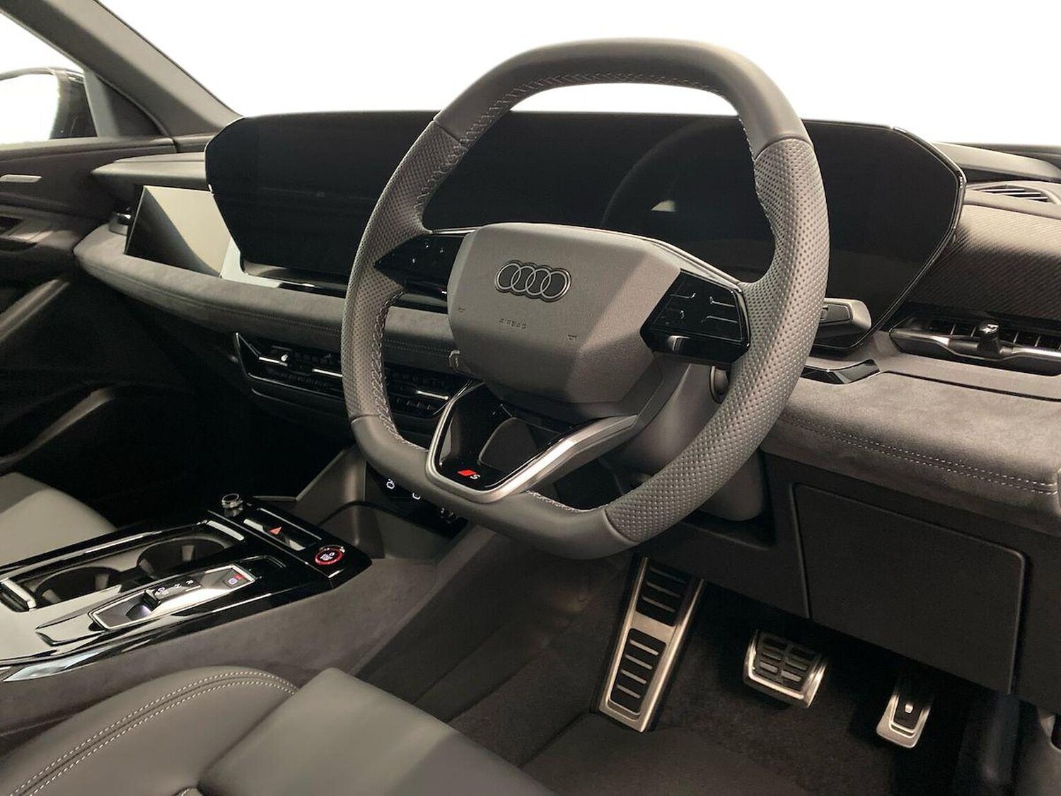 Used Audi Q6 e-tron 2025 for sale - 76770043: Photo 15