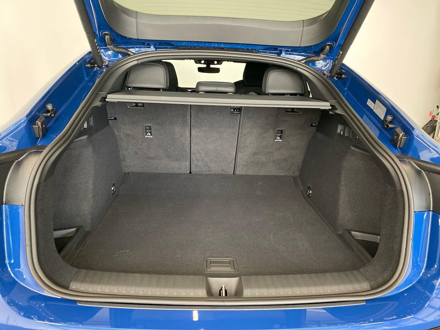 Used Audi Q6 e-tron 2025 for sale - 76770043: Photo 17