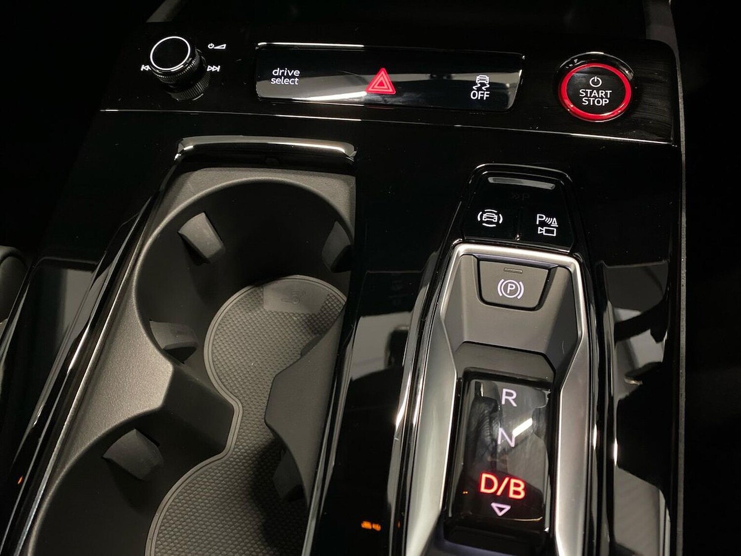 Used Audi Q6 e-tron 2025 for sale - 76770043: Photo 22