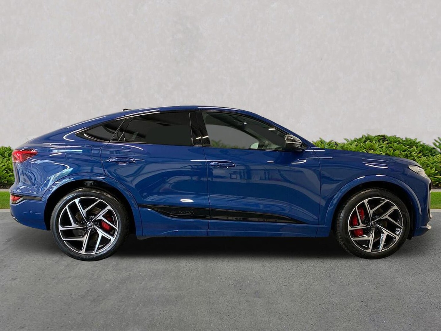 Used Audi Q6 e-tron 2025 for sale - 76770043: Photo 3