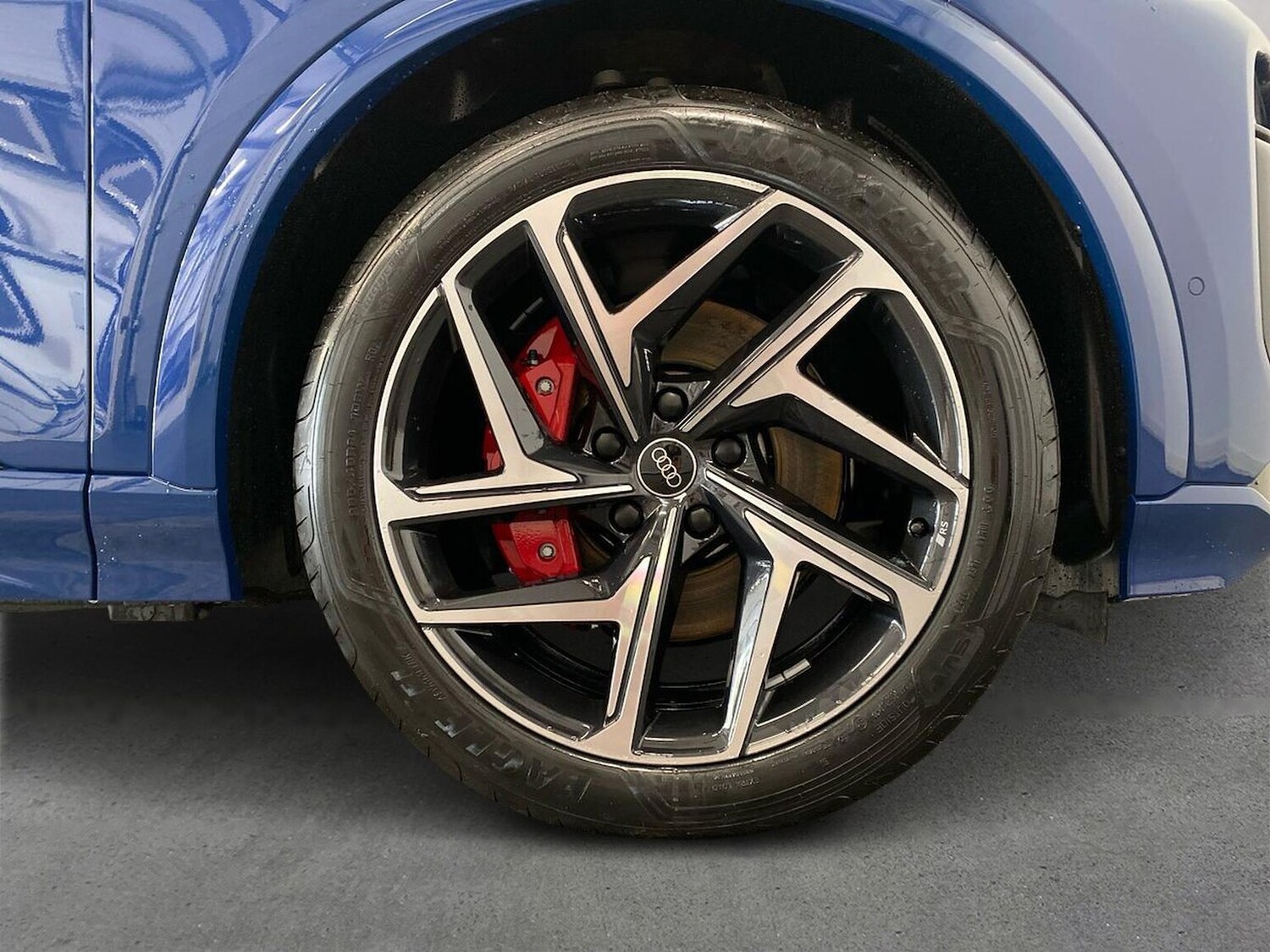 Used Audi Q6 e-tron 2025 for sale - 76770043: Photo 6