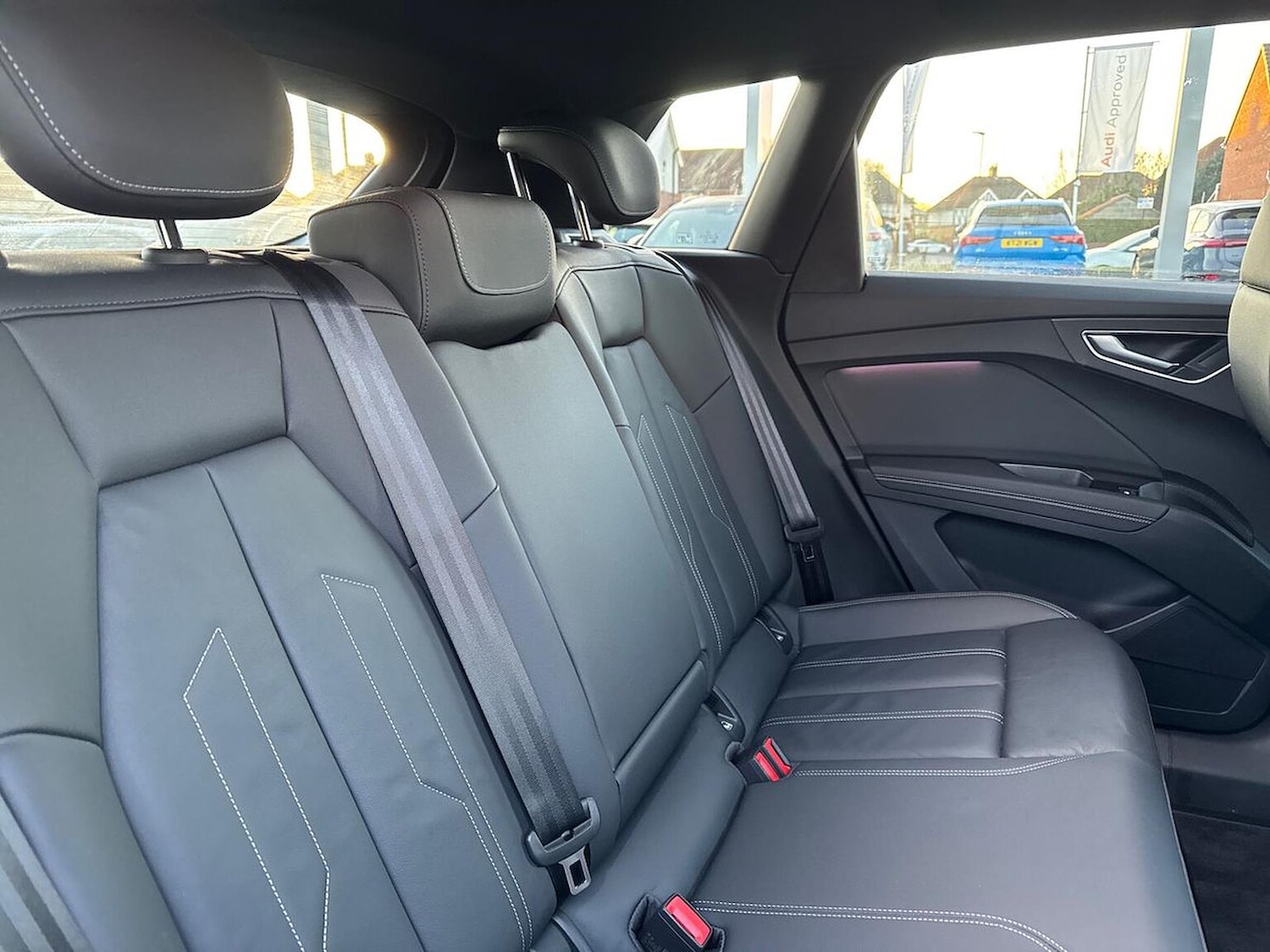 Used Audi Q4 e-tron 2025 for sale - 76853942: Photo 16