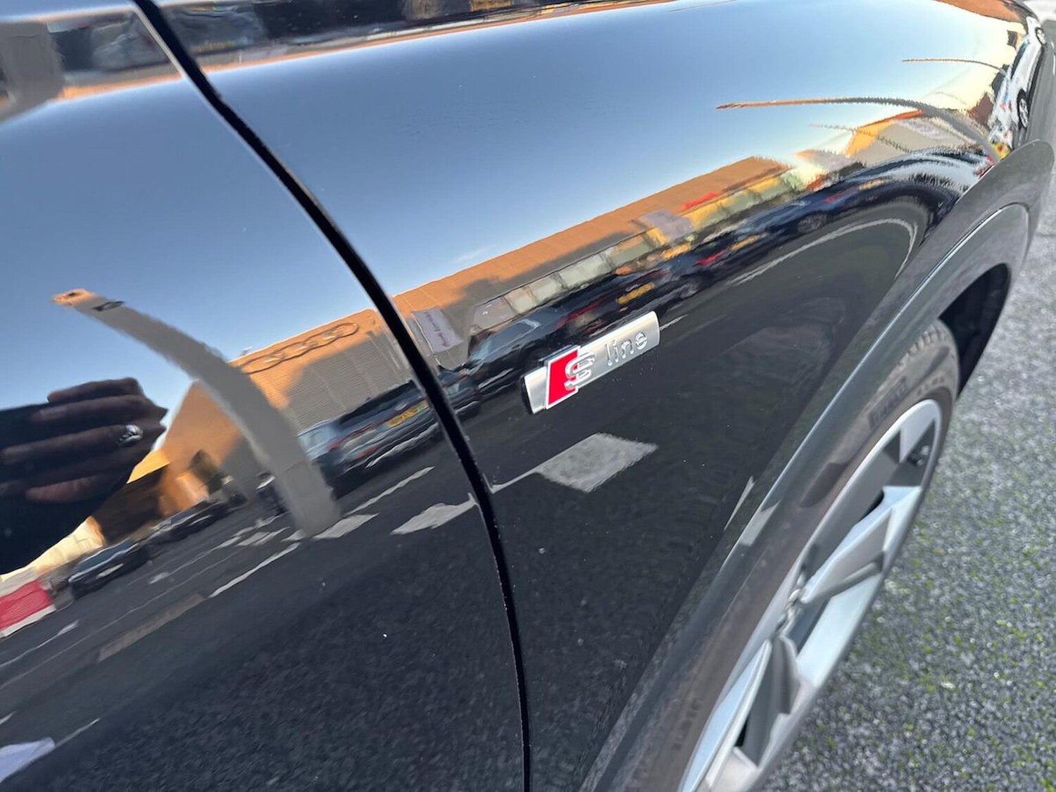 Used Audi Q4 e-tron 2025 for sale - 76853942: Photo 33