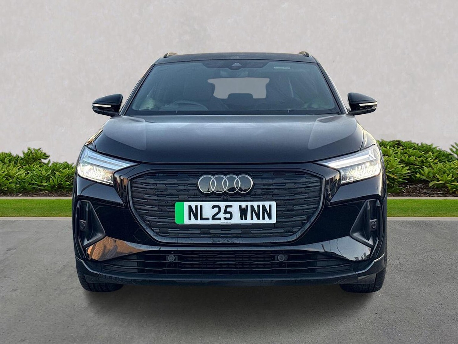 Used Audi Q4 e-tron 2025 for sale - 76853942: Photo 5