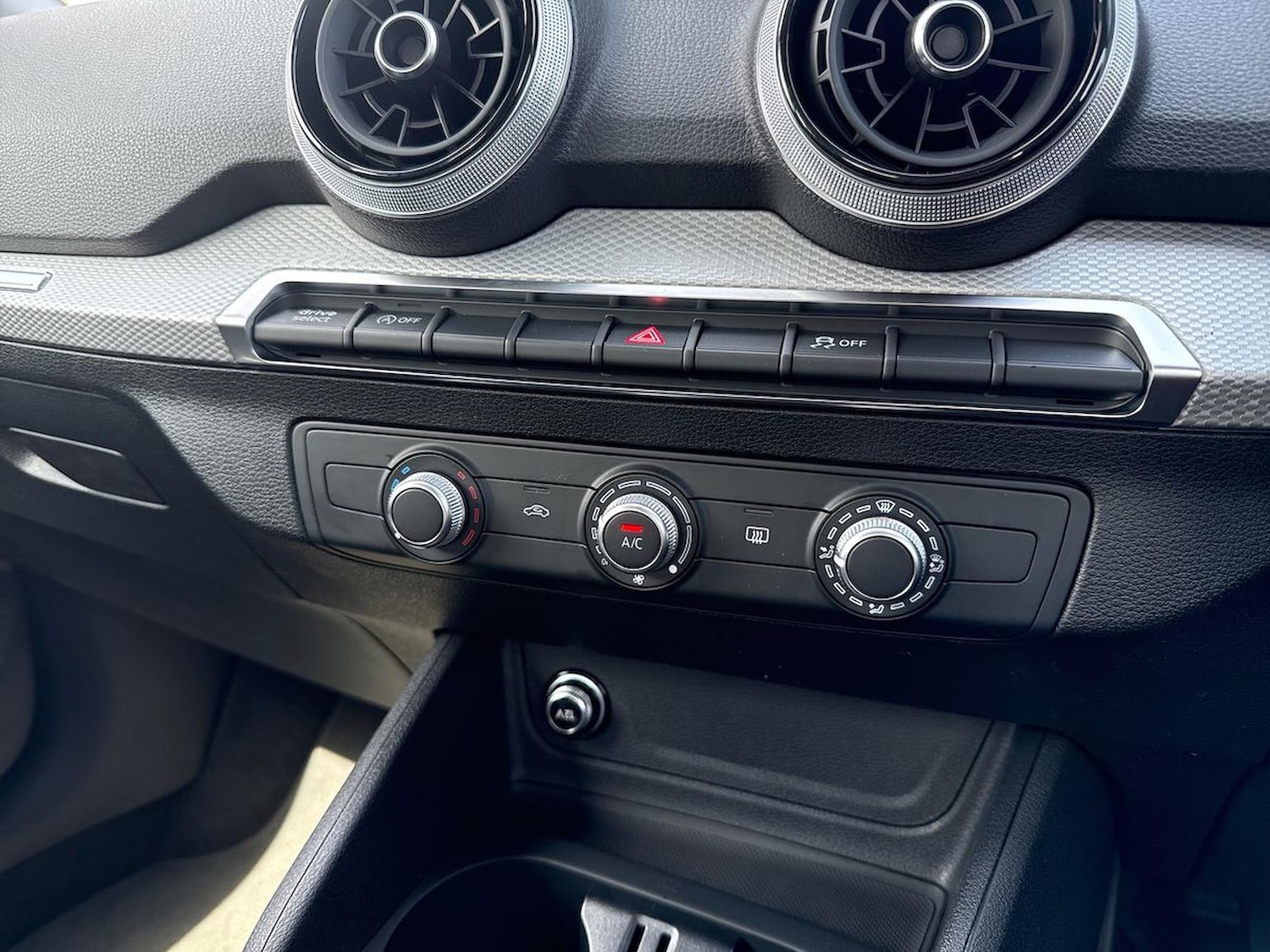 Used Audi Q2 2025 for sale - 76342945: Photo 12