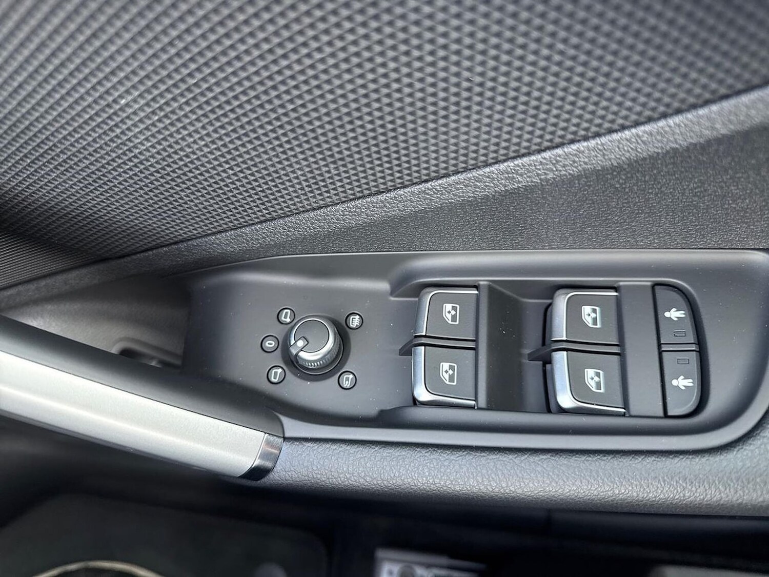Used Audi Q2 2025 for sale - 76342945: Photo 21