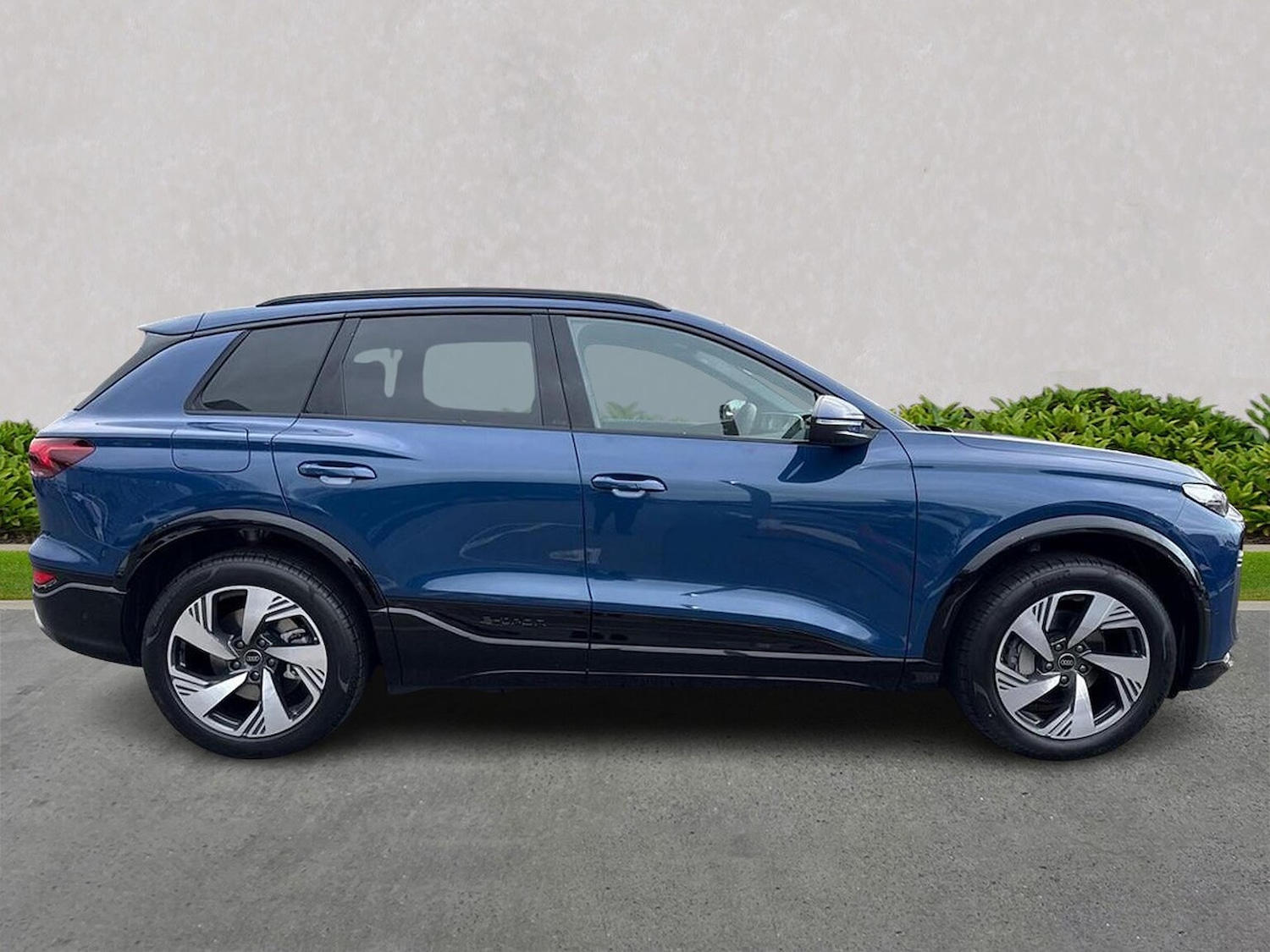 Used Audi Q6 e-tron 2025 for sale - 76171521: Photo 3