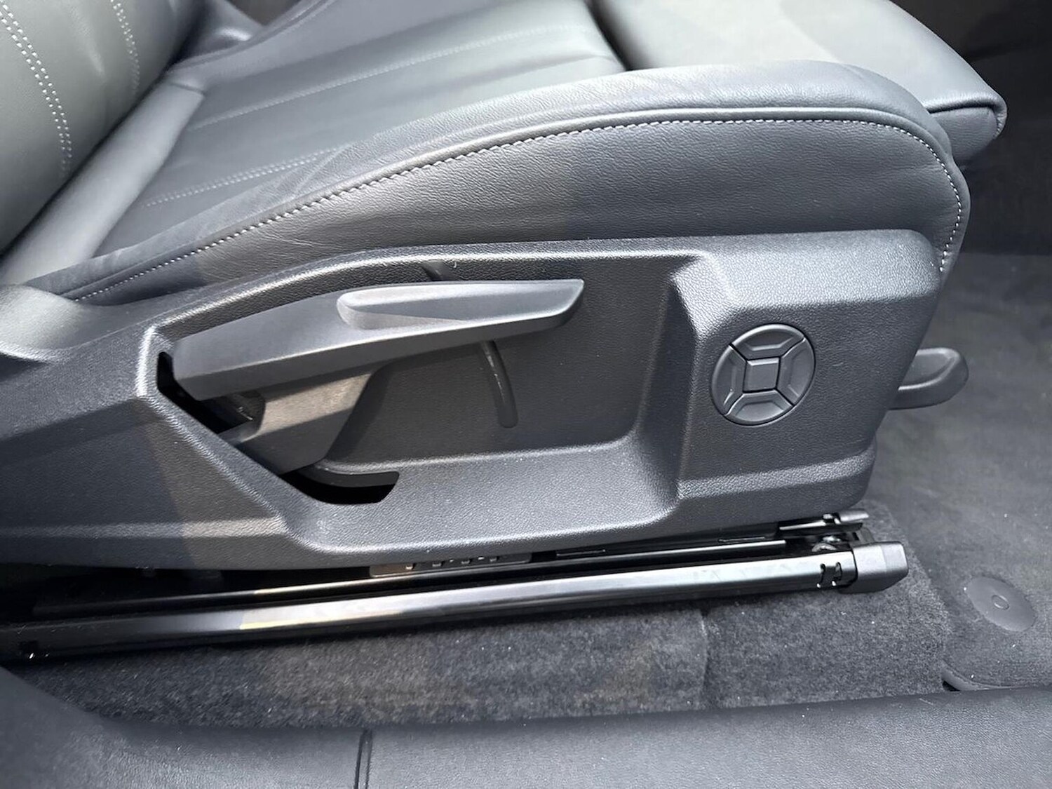 Used Audi Q6 e-tron 2025 for sale - 76171521: Photo 30