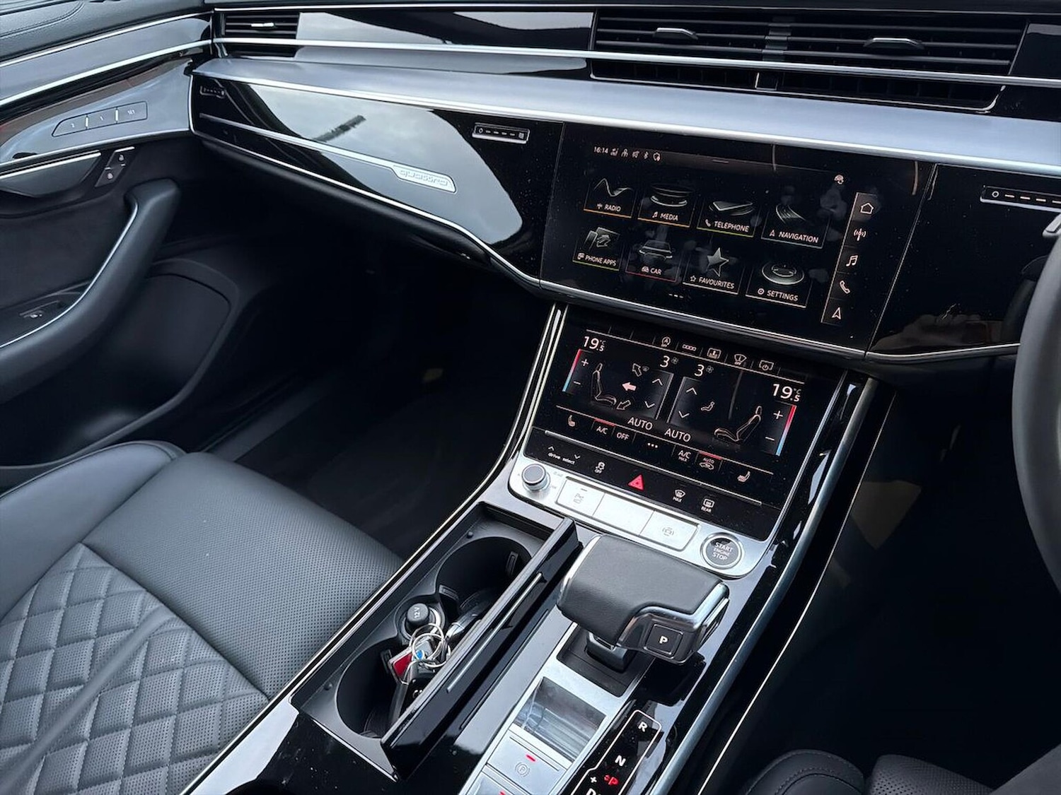 Used Audi A8 2023 for sale - 76506178: Photo 13