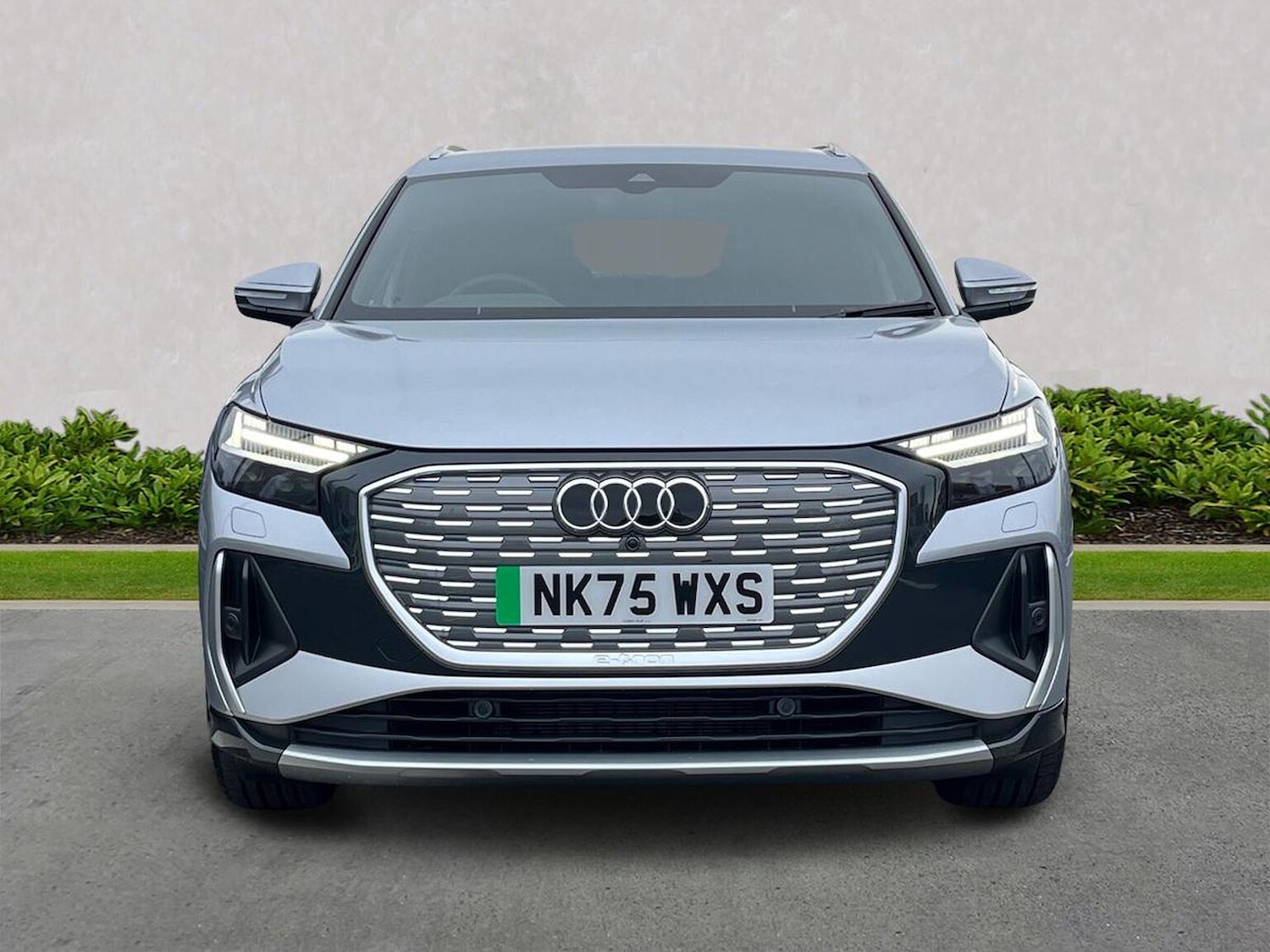 Used Audi Q4 e-tron 2025 for sale - 76369085: Photo 5