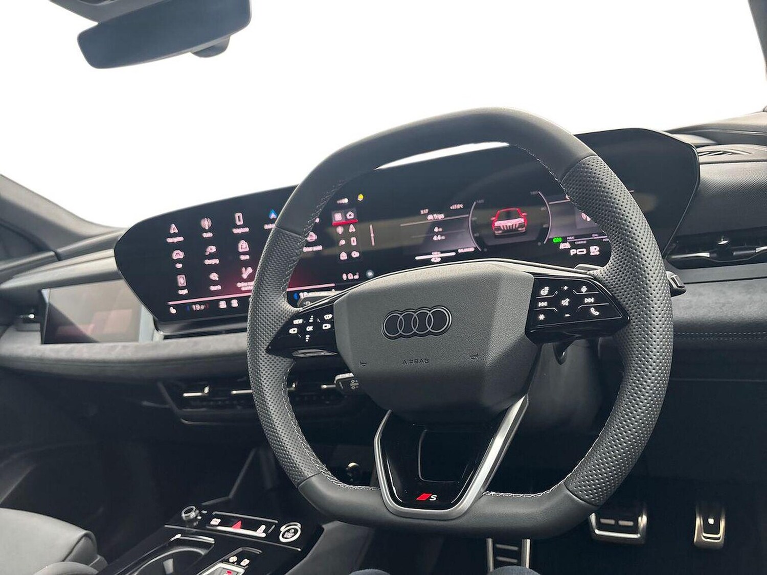 Used Audi Q6 e-tron 2025 for sale - 76762444: Photo 15