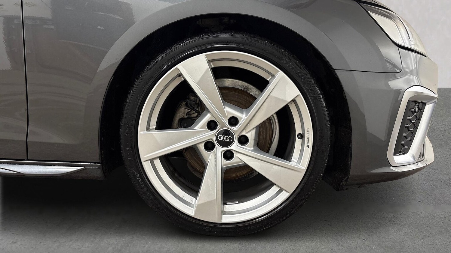 Used Audi A4 2023 for sale - 76897070: Photo 4