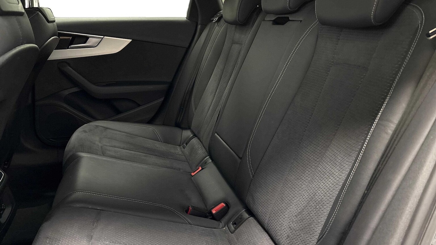 Used Audi A4 2023 for sale - 76897070: Photo 9