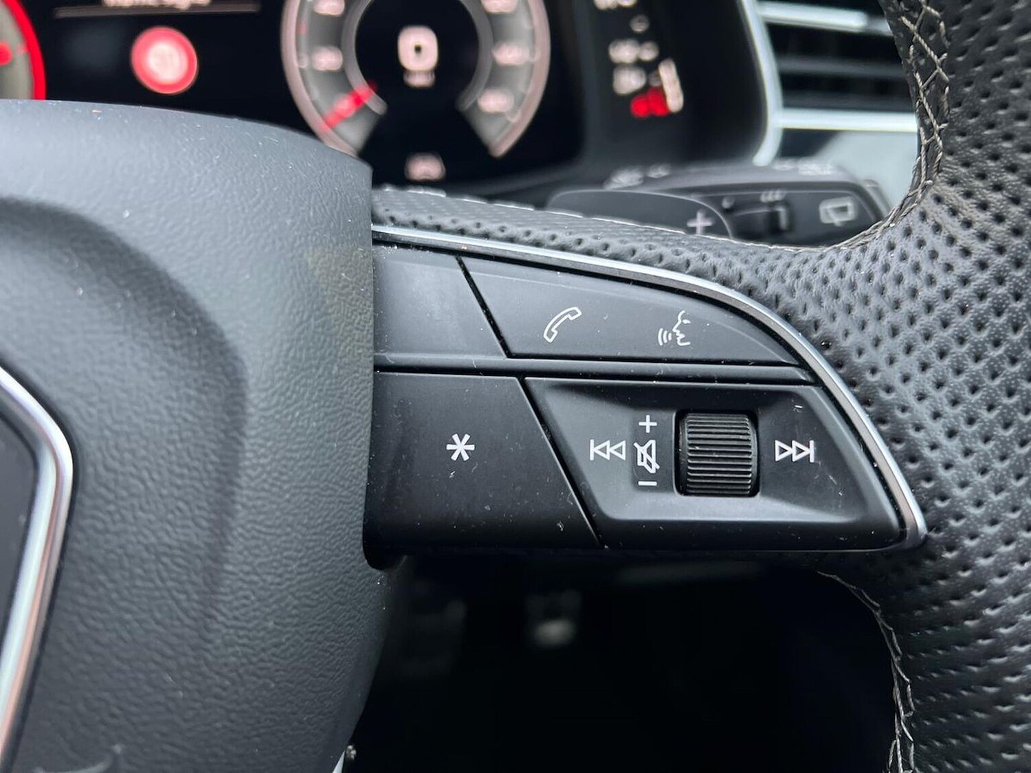 Used Audi Q7 2023 for sale - 77916102: Photo 26