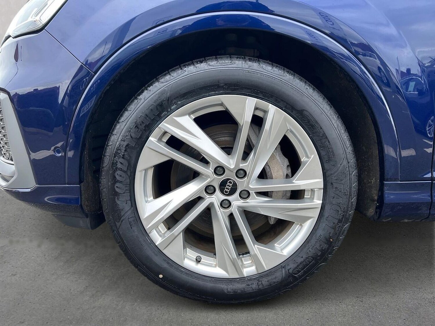 Used Audi Q7 2023 for sale - 77916102: Photo 6