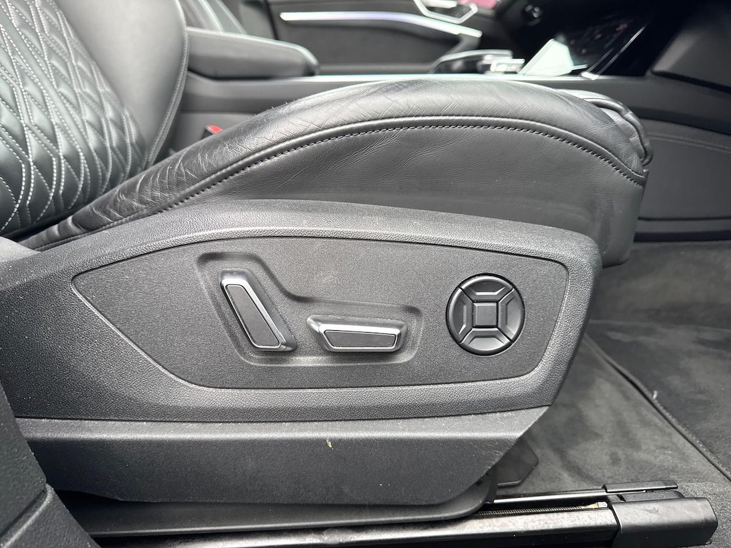 Used Audi e-tron 2022 for sale - 77743206: Photo 30