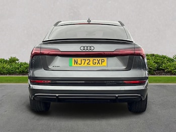 Used Audi e-tron 2022 for sale - 77743206: Photo