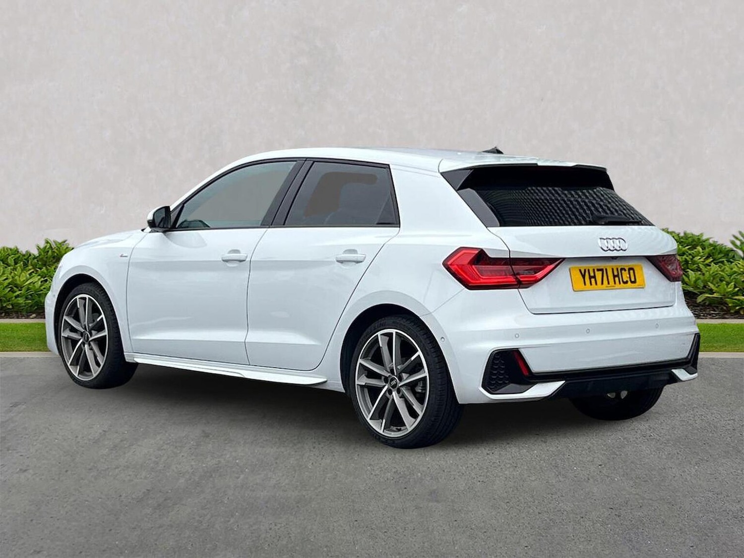 Used Audi A1 2021 for sale - 76320692: Photo 2