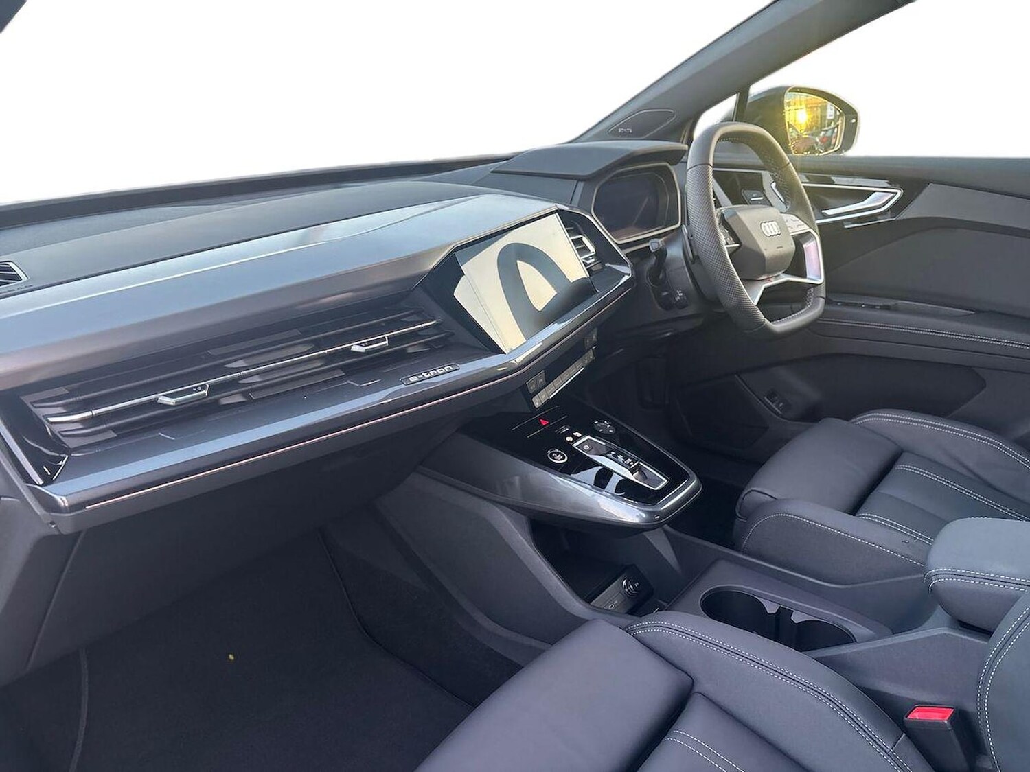 Used Audi Q4 e-tron 2025 for sale - 77489312: Photo 7