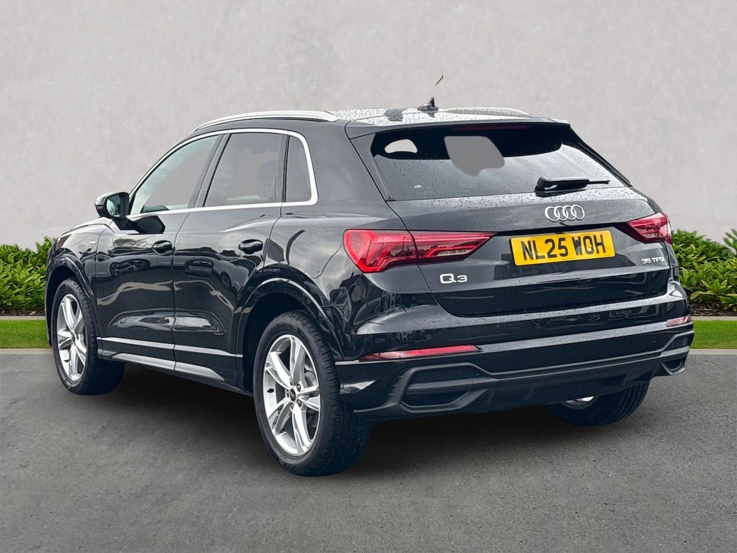 Used Audi Q3 2025 for sale - 77489397: Photo 2