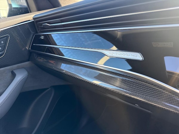 Used Audi Q8 2020 for sale - 76040697: Photo 33
