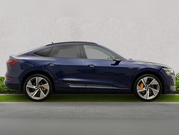 Used Audi e-tron 2023 for sale - 78402752: Photo