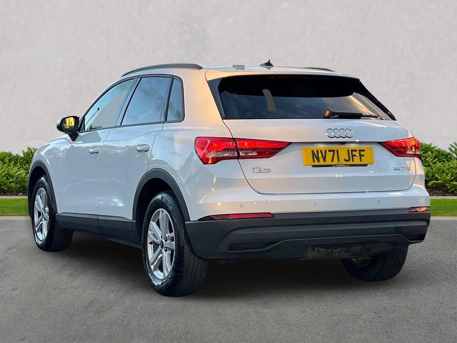 Used Audi Q3 2021 for sale - 76369084: Photo 2