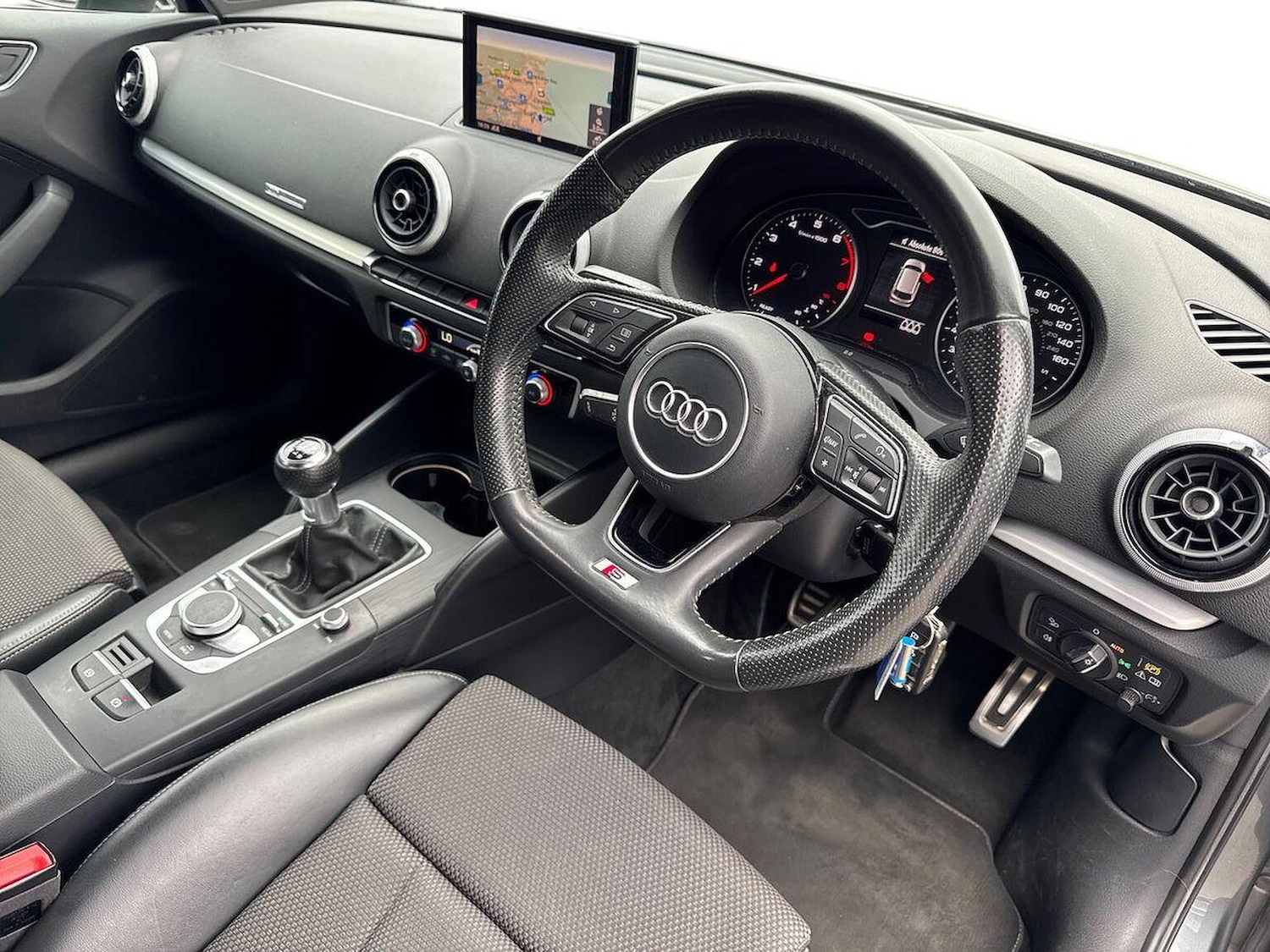 Used Audi A3 2018 for sale - 76187029: Photo 15
