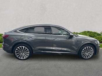 Used Audi Q8 2023 for sale - 79859168: Photo